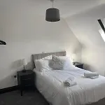 Pensjonat Mountingrovebnb Piltown