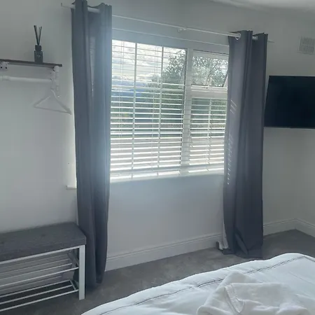 Mountingrovebnb * Piltown