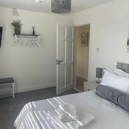 Гостевой дом Mountingrovebnb Piltown