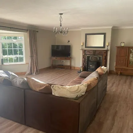 Гостевой дом Mountingrovebnb *