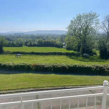 Mountingrovebnb Гостевой дом Piltown