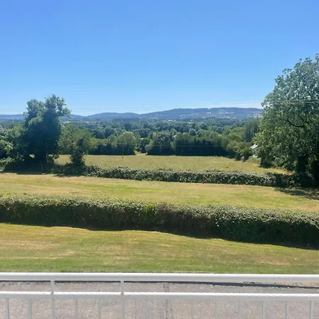 Mountingrovebnb * Piltown