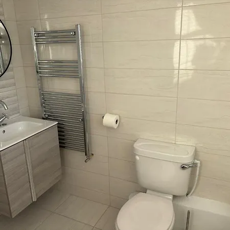 Affittacamere Mountingrovebnb Piltown